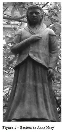 Bronze statue of Ana Nery, standing, with a shawl over her shoulders