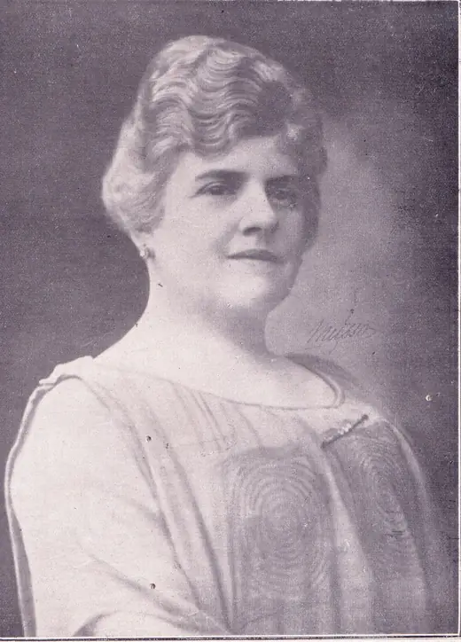 Portrait of Heloisa Loureiro Leal