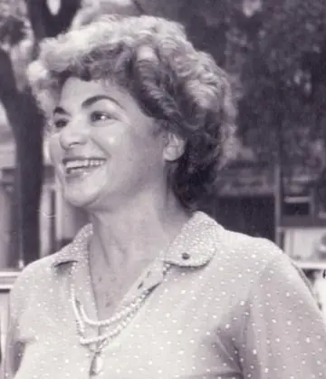 Portrait of Prof. Mavy d'Aché Assumpção Harmon